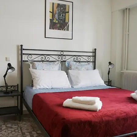 A Few Steps Away From Syntagma And Plaka By Athenian Homes-2